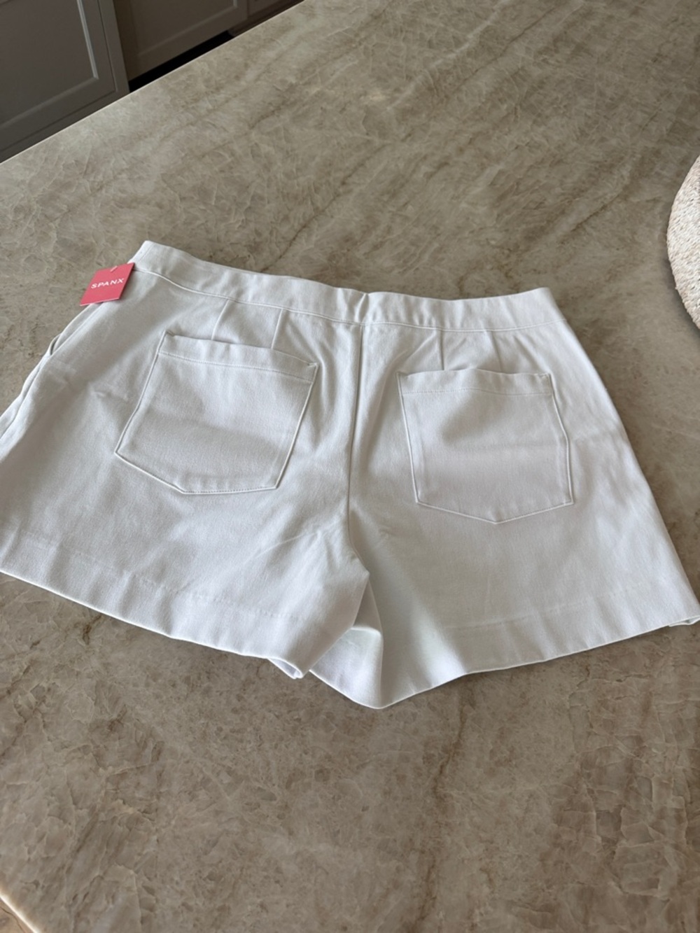 Spanx Shorts Silver Lining 4" Classic White Shorts Size XL New with Tags Pull On - Picture 7 of 13